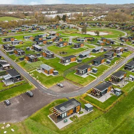 Lovely In With House A Panoramic View *